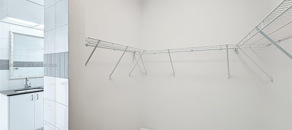 3 Schlafzimmer Villa in Miami, USA, Nr. 614456 15