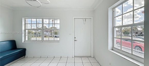 3 Schlafzimmer Villa in Miami, USA, Nr. 614456 3