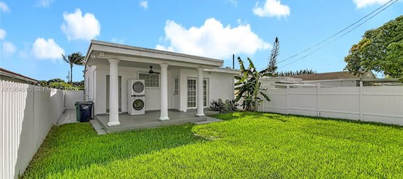 3 Schlafzimmer Villa in Miami, USA, Nr. 614456 22