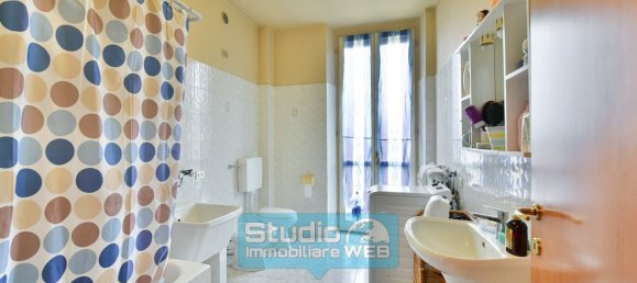 445m² Building in Annone di Brianza, Italy No. 111515 28