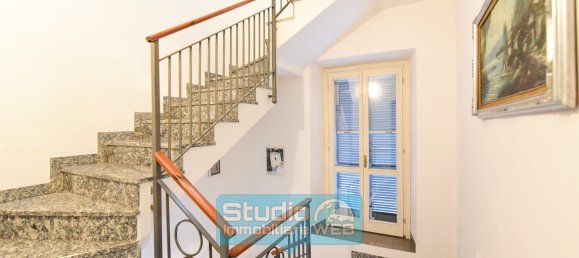 445m² Building in Annone di Brianza, Italy No. 111515 9