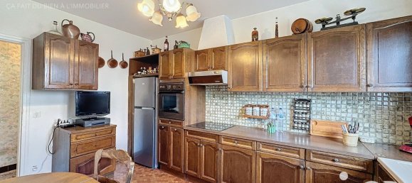 3 bedrooms House in Villemandeur, France No. 57114 11