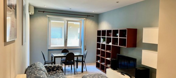 2 rooms Apartment in Rome, Italy No. 284418 4