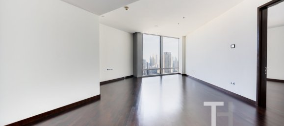 2 bedrooms Apartment in Burj Khalifa, UAE No. 94330 2