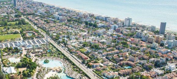 1030m² Land in Jesolo, Italy No. 307471 18