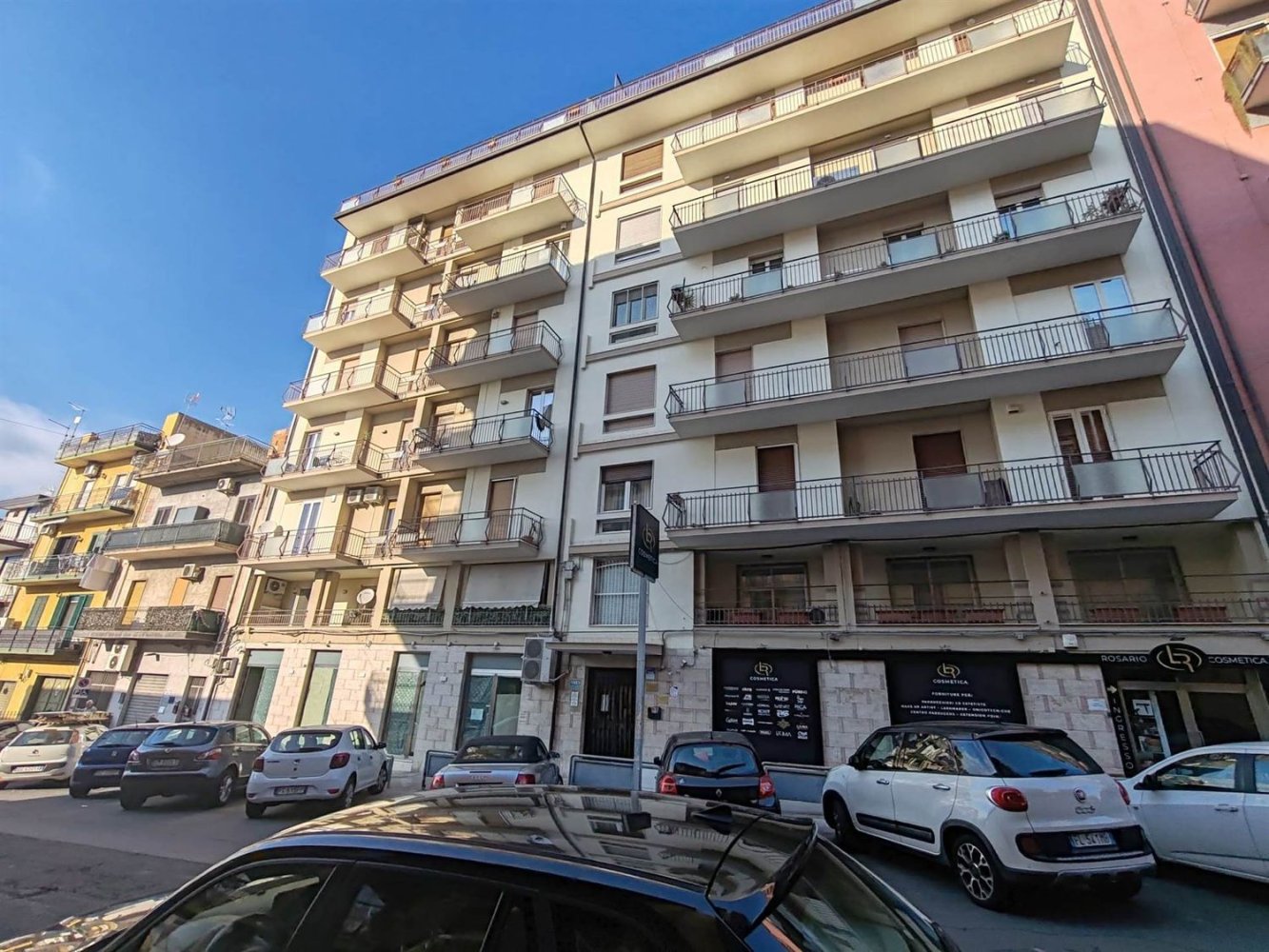 8 bedrooms Apartment in Paternò, Italy No. 84477