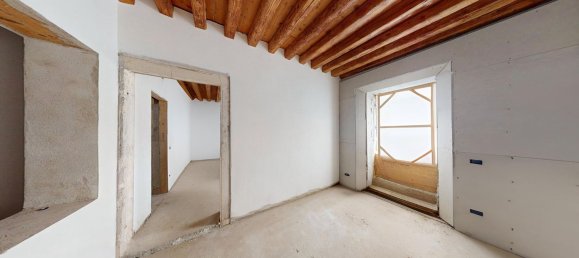 7 rooms Apartment in Vicenza, Italy No. 67625 7