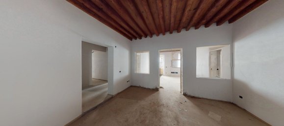 7 rooms Apartment in Vicenza, Italy No. 67625 2