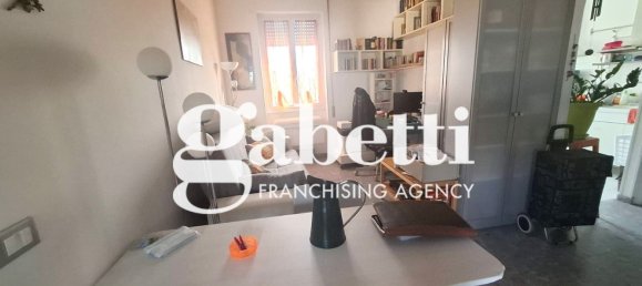 2 rooms Penthouse in Rome, Italy No. 158908 9