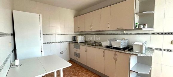 4 bedrooms Apartment in Baeza, Spain No. 137335 6