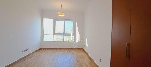 Вилла с 4 спальнями в Аль-Батин, ОАЭ № 39683 15