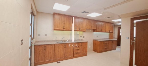 Вилла с 4 спальнями в Аль-Батин, ОАЭ № 39683 13