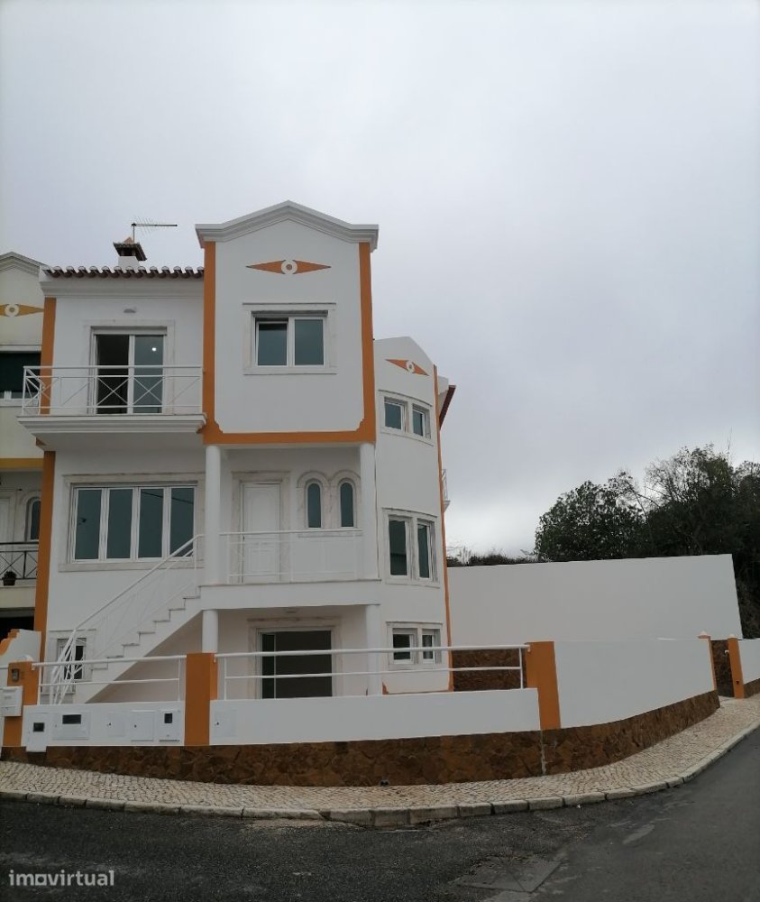 4 غرف نوم منزل في Ericeira, Portugal رقم 151459