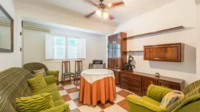 Apartamento de 4 dormitorios en Granada, Spain No. 176345