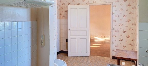 Дом с 4 комнатами в Друп-Сен-Баль, Франция № 210456 16