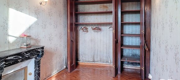 Дом с 4 комнатами в Друп-Сен-Баль, Франция № 210456 15