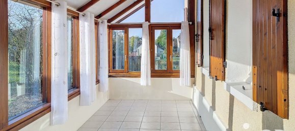 Дом с 4 комнатами в Друп-Сен-Баль, Франция № 210456 3