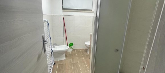 Apartamento de 3 divisões em Carrara, Italy N.º 63427 17