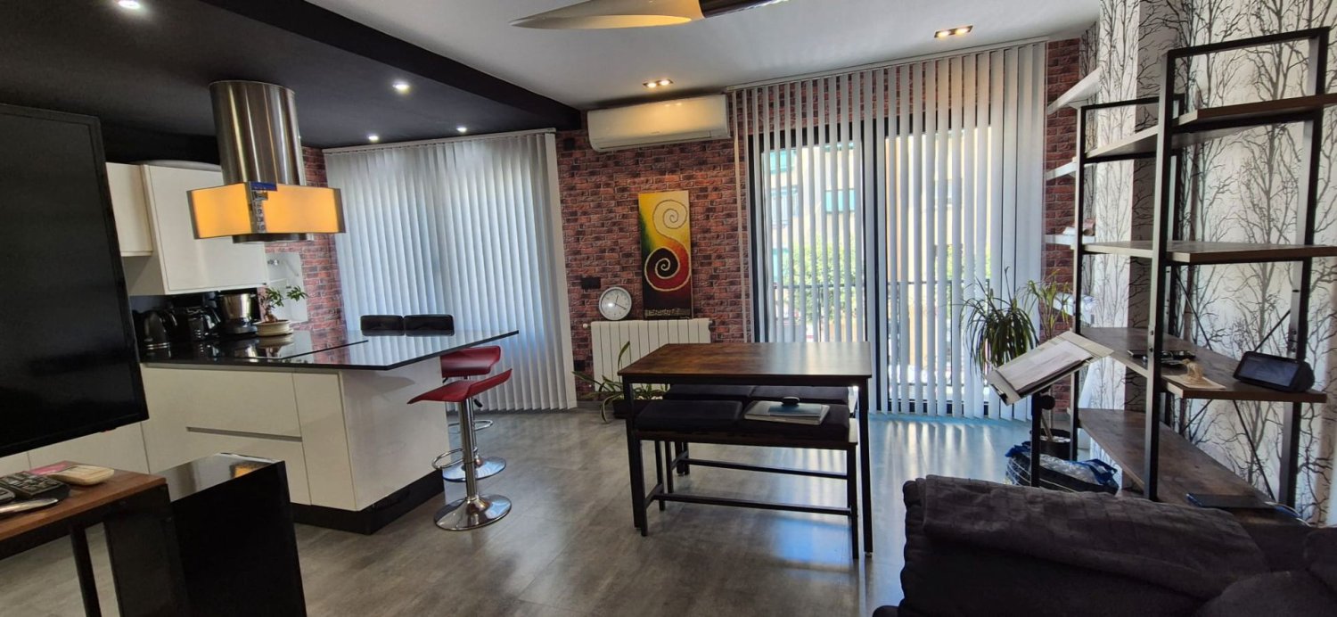 Apartamento de 2 dormitorios en Badajoz, Spain No. 168947