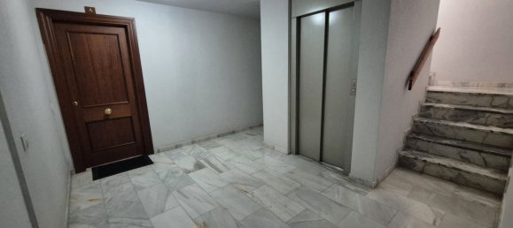Apartamento de 2 dormitorios en Badajoz, Spain No. 168947 40