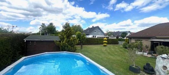 Бунгало с 2 спальнями в Нойвид, Германия № 324410 21