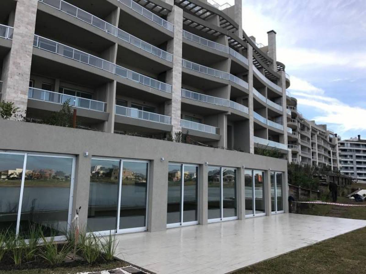 Estudio en Tigre, Argentina No. 17818