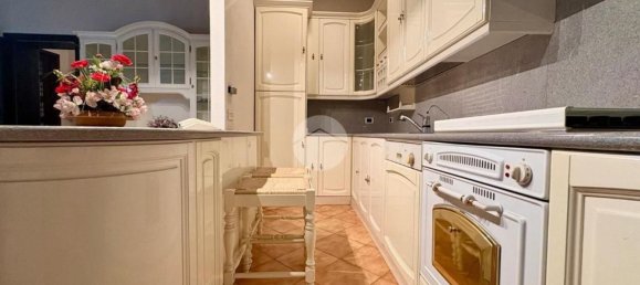 6 rooms Villa in Lombardy, Italy No. 261335 8