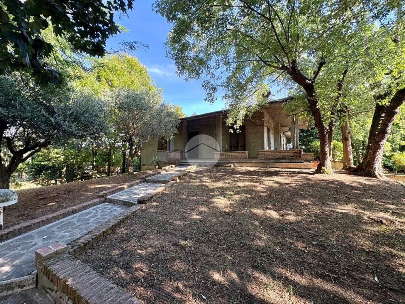 6 rooms Villa in Lombardy, Italy No. 261335