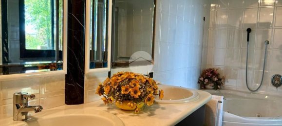 6 rooms Villa in Lombardy, Italy No. 261335 40