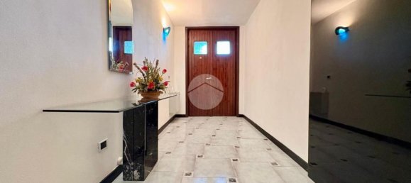 6 rooms Villa in Lombardy, Italy No. 261335 29