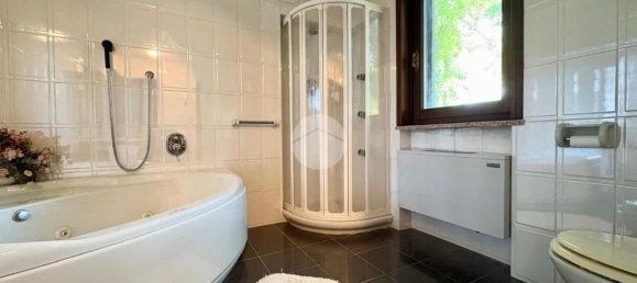 6 rooms Villa in Lombardy, Italy No. 261335 41