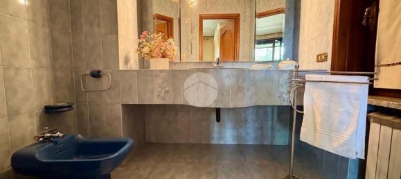 6 rooms Villa in Lombardy, Italy No. 261335 15