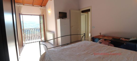 Casa de 5 habitaciónes en Tolfa, Italy No. 46710 25