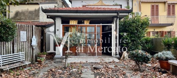 4 bedrooms House in Viareggio, Italy No. 39663 24