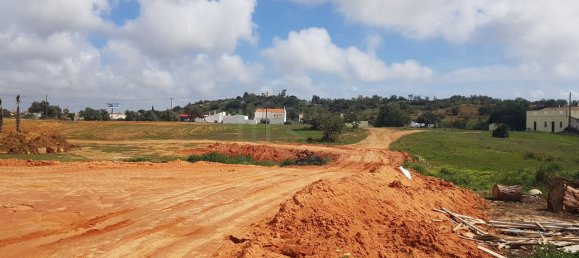  Land in Ferreiras, Portugal No. 52057 2