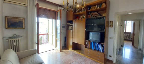 Apartamento de 6 habitaciónes en Florence, Italy No. 211394 14