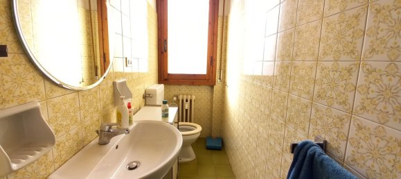 Apartamento de 6 habitaciónes en Florence, Italy No. 211394 29