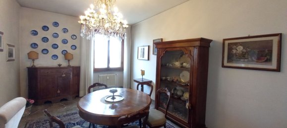 Apartamento de 6 habitaciónes en Florence, Italy No. 211394 6