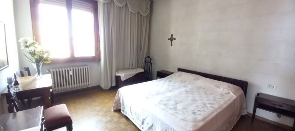 Apartamento de 6 habitaciónes en Florence, Italy No. 211394 17