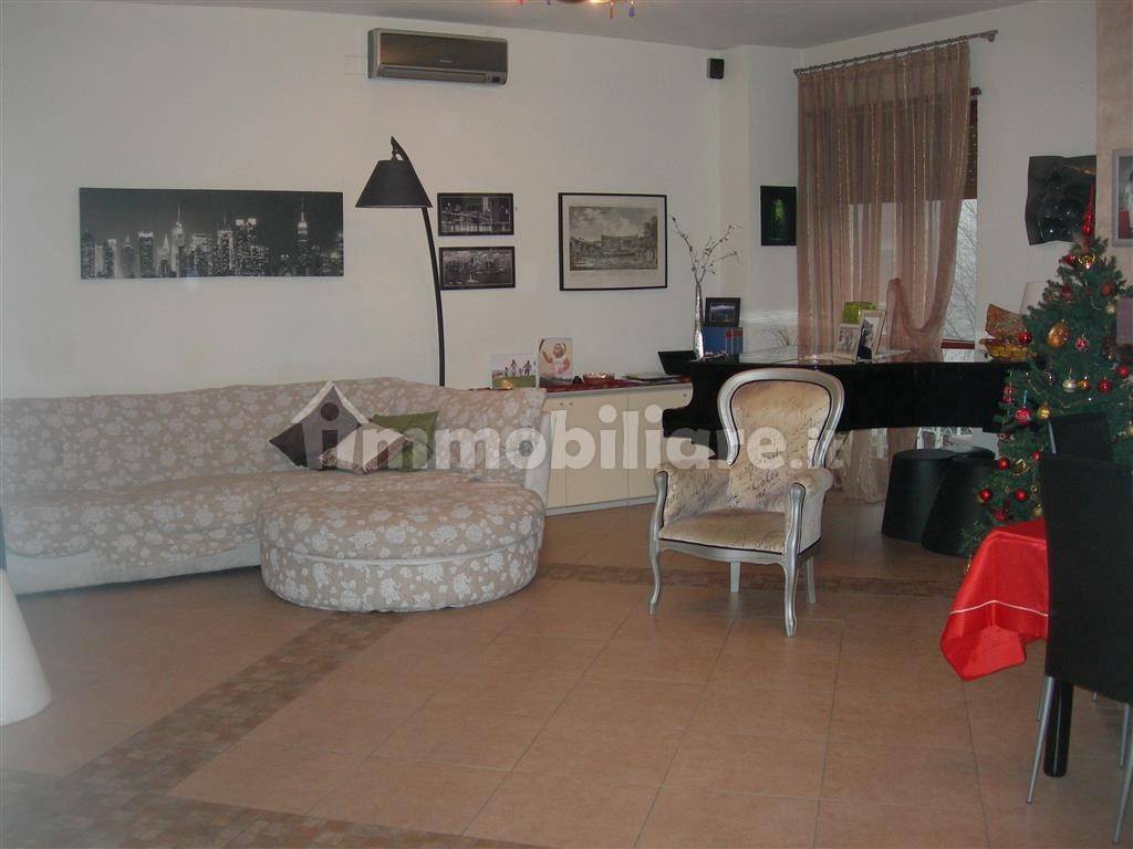 2 غرف نوم شقة في Alessandria, Italy رقم 157623