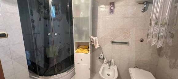 2 bedrooms Apartment in Avezzano, Italy No. 28732 11