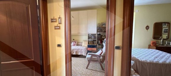 2 bedrooms Apartment in Avezzano, Italy No. 28732 7