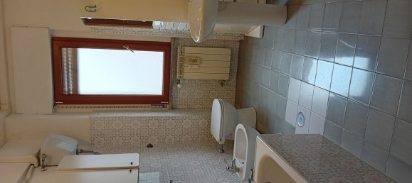 5 bedrooms Apartment in Rome, Italy No. 377774 13