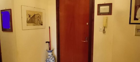 5 bedrooms Apartment in Rome, Italy No. 377774 4