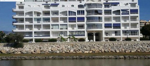 4 bedrooms Penthouse in Fuengirola, Spain No. 47642 16