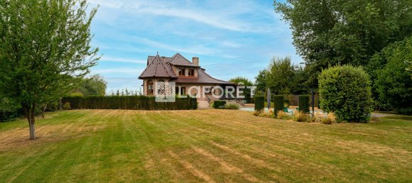  Castillos de 4 dormitorios en Roucourt, France No. 344290 9