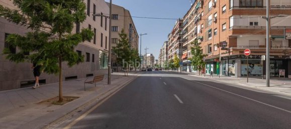 1046m² Parking in Granada, Spain No. 182103 5