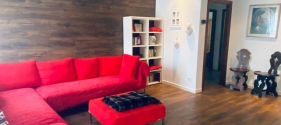 Квартира с 4 спальнями в Эдоло, Италия № 365340 4