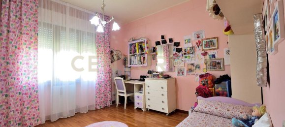 5-salle Appartement à Lucca, Italy No. 30095 4