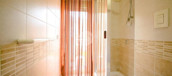 3غرفة شقة في L'Aquila, Italy رقم 14888 30